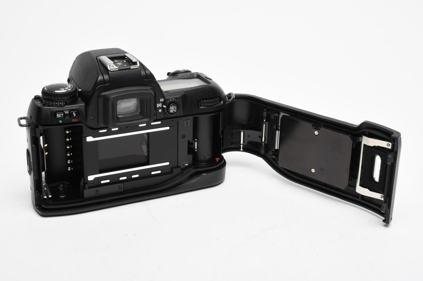 Nikon N80 35mm SLR body, tested, works great!  Clean grip