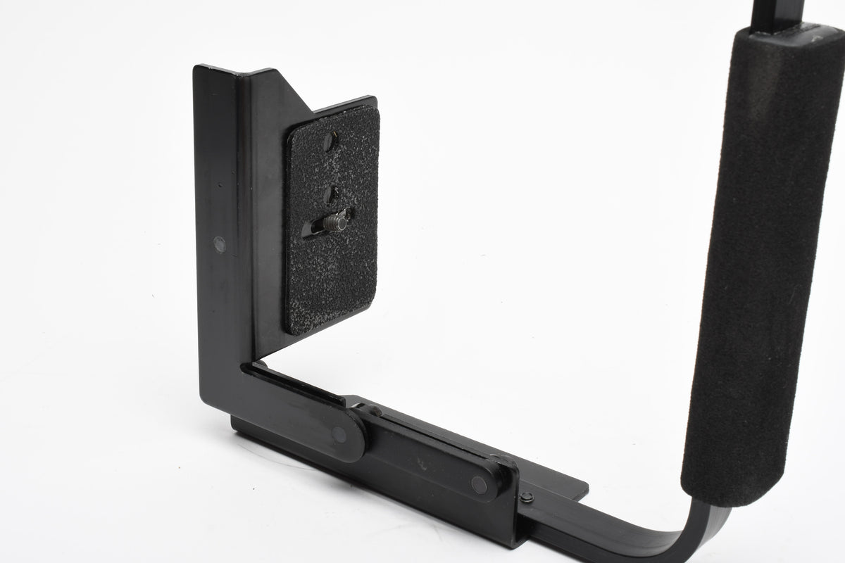 Stroboframe Quick flip 310-900 medium format camera flash bracket, Nice & Clean