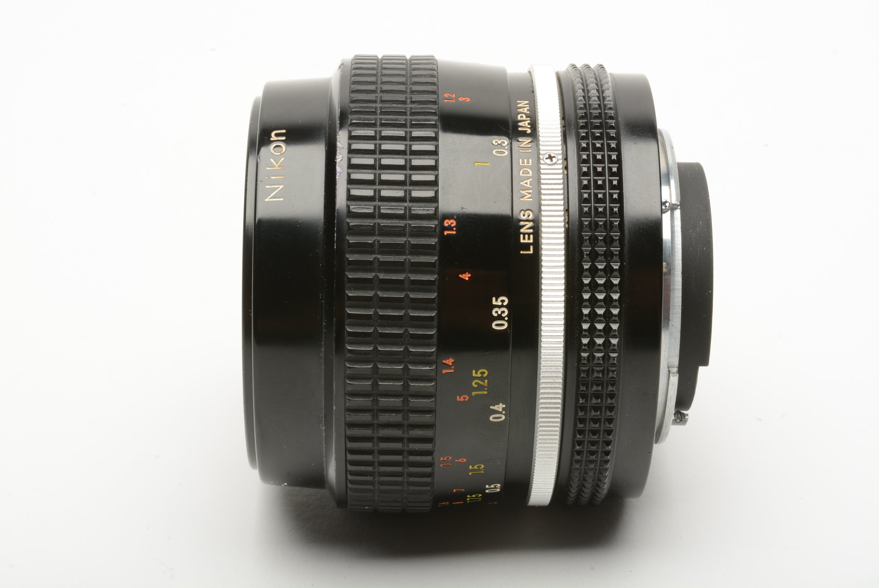 Nikon Nikkor 55mm f3.5 Non-AI micro lens, caps, clean & sharp!