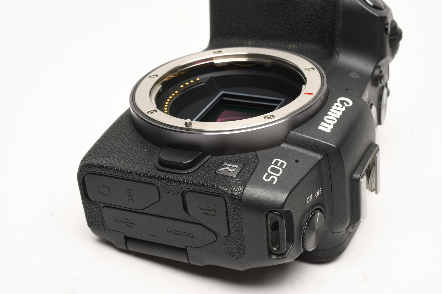 Canon EOS RP Mirrorless body, batt, charger, <26K Acts, Great!