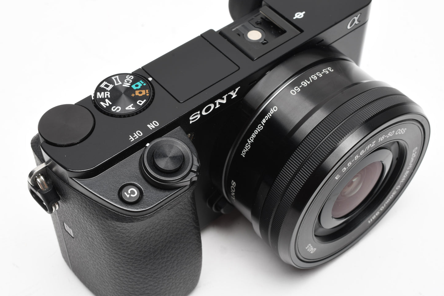 Sony A6000 Mirrorless w/16-50mm zoom, 2X batts, charger, Only 2718 Acts, Boxed