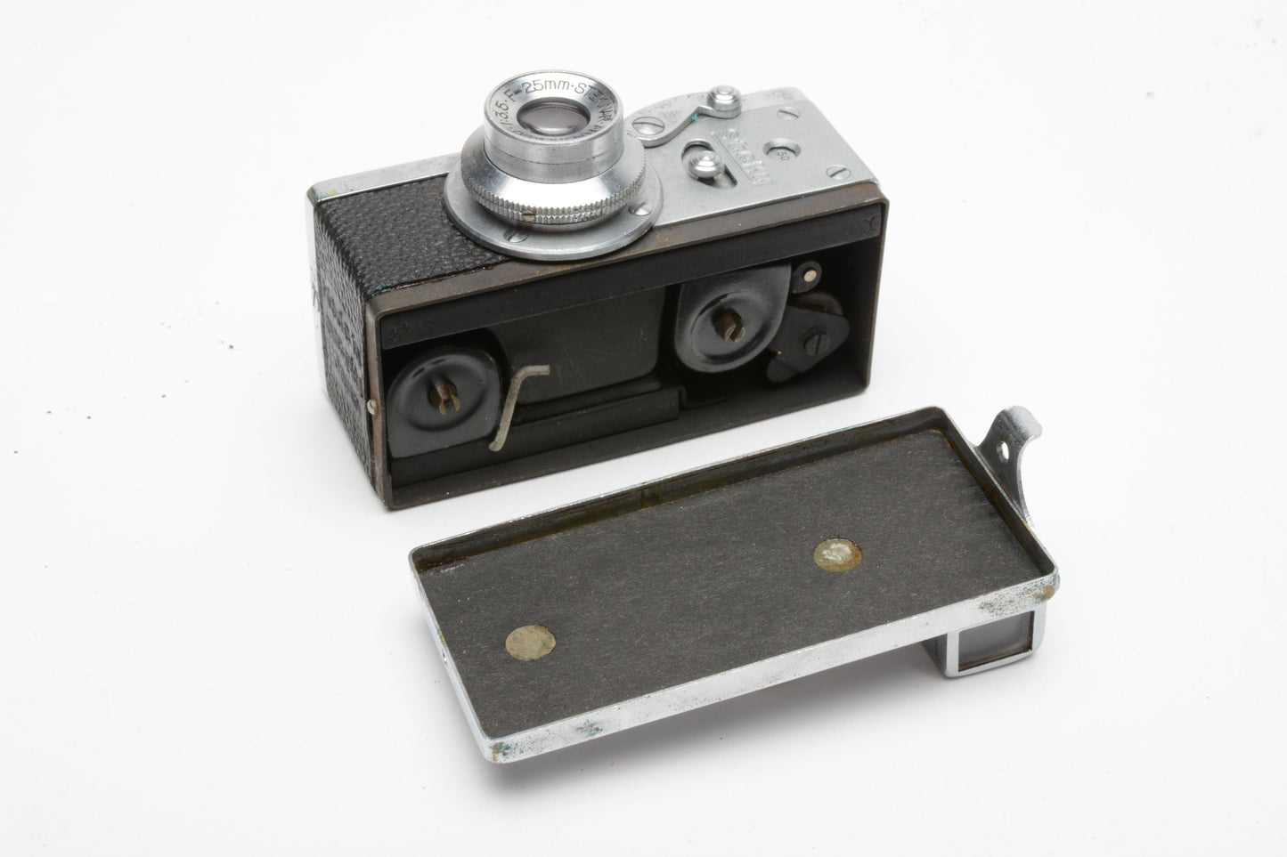Stecky Model II 16mm camera w/case & filter, works!, clean