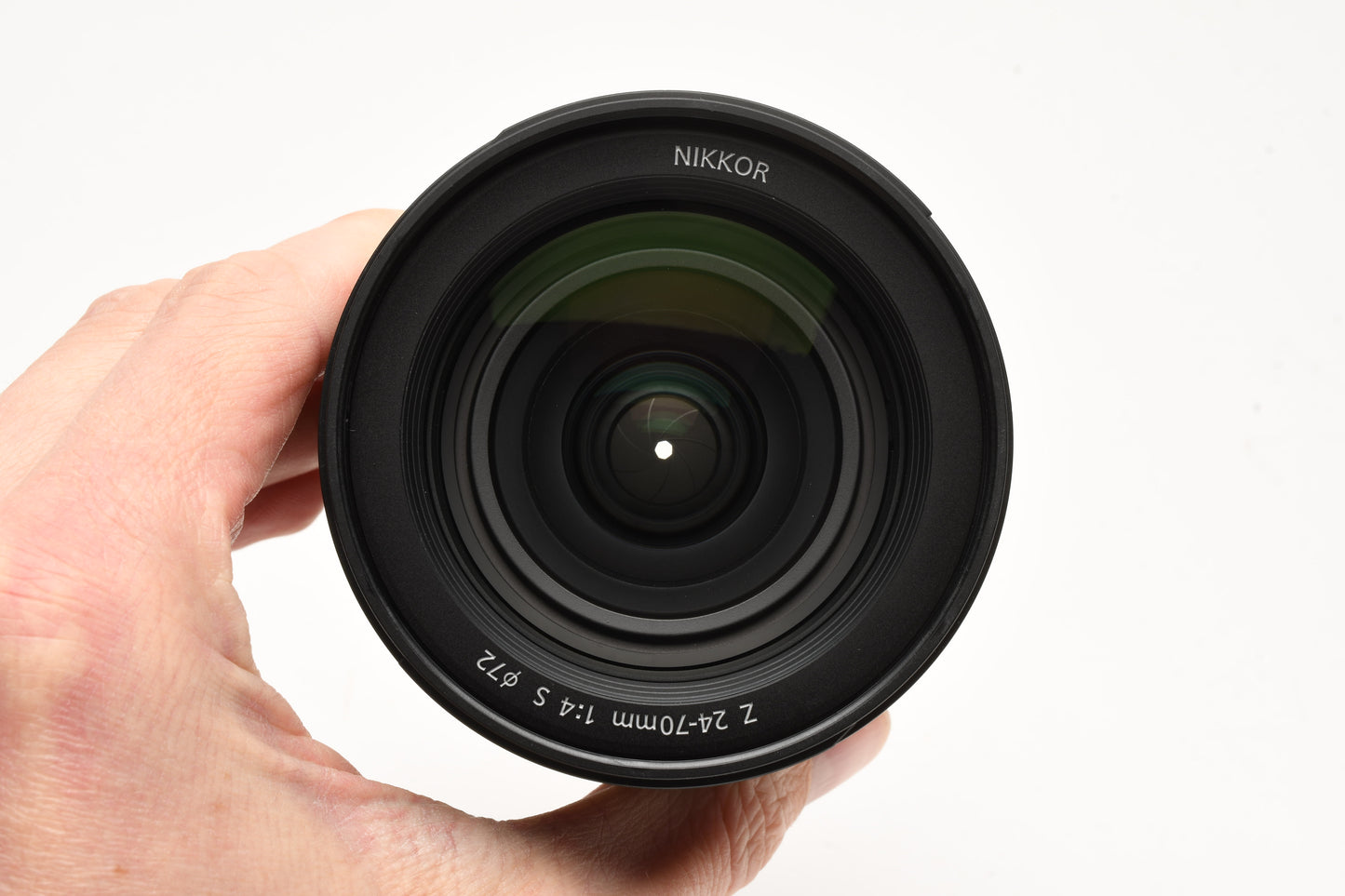 Nikon Z 24-70mm f4s zoom lens Mint-, Barely used