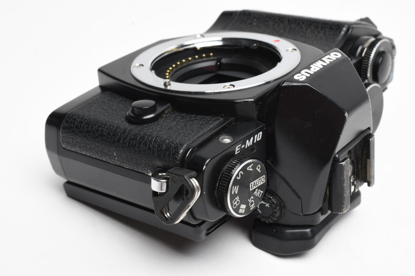 Olympus OM-D E-M10 Body Only,  5210 Acts,  Very clean, Great!
