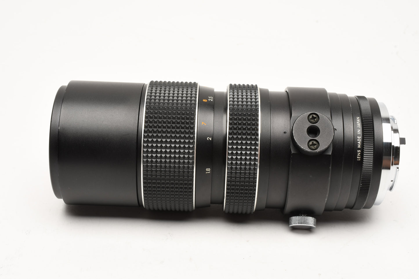 JC Penney 80-200mm f3.5 2-Touch Fast telephoto zoom lens Minolta MD +UV