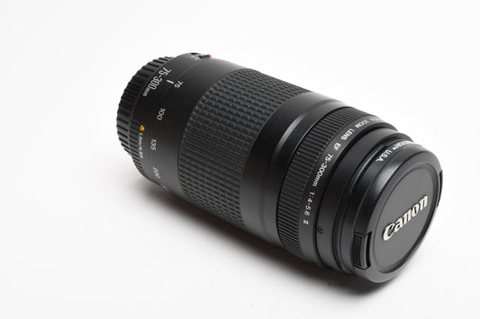 Canon EF 75-300mm f4-5.6 II Telephoto zoom, caps, tested, +UV Filter