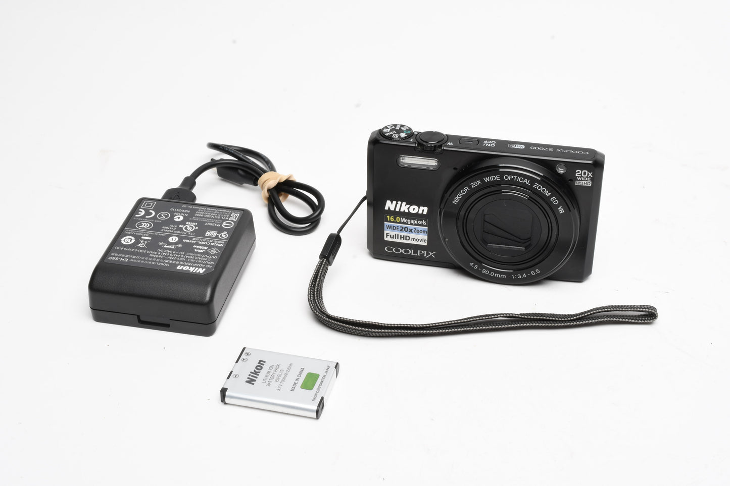 Nikon Coolpix S7000 16MP Digital Point & Shoot camera, batt, charger, Great!