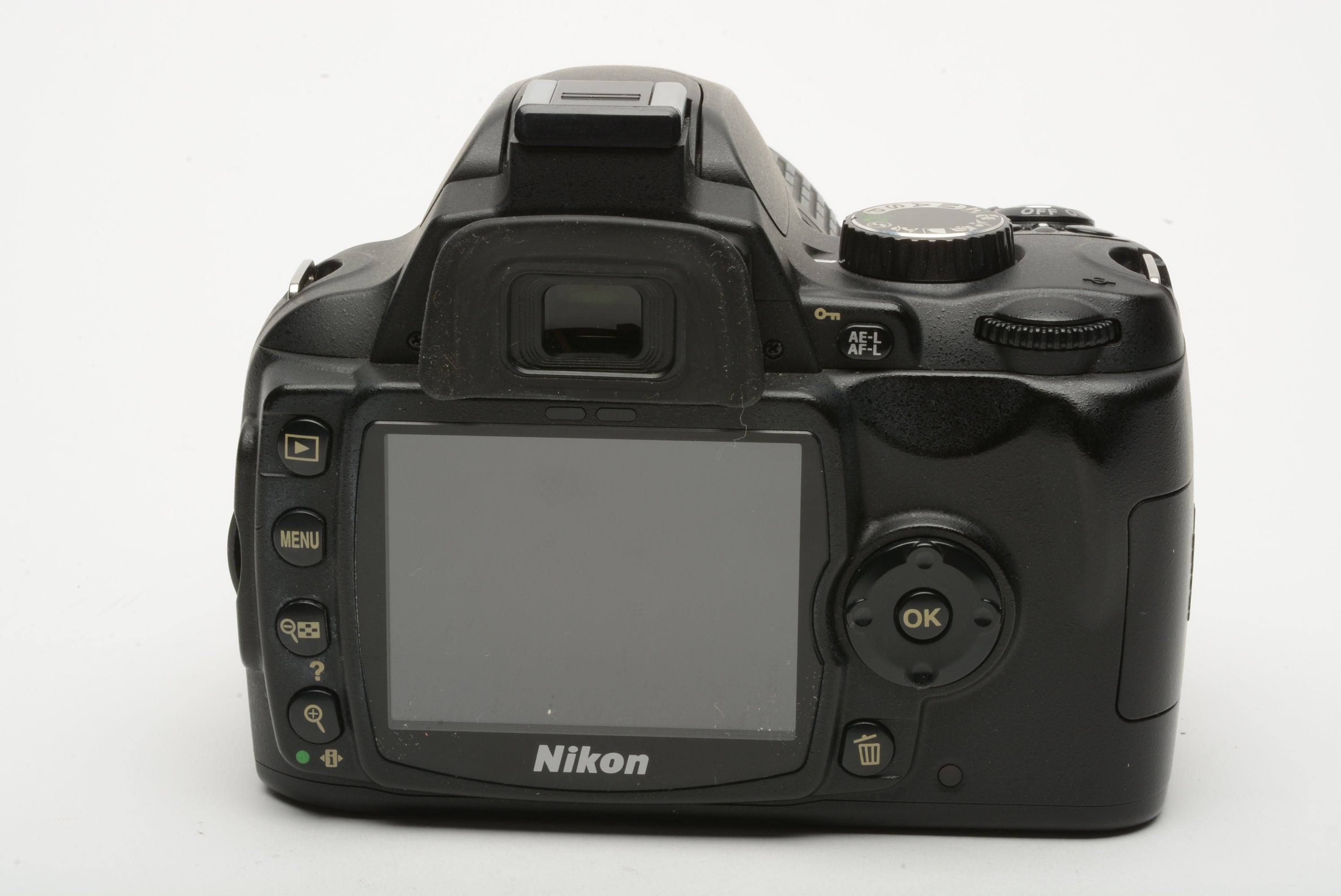 Nikon D60 DSLR body w/18-55mm f3.5-5.6G DX, batt+charger+2GB SD+ 