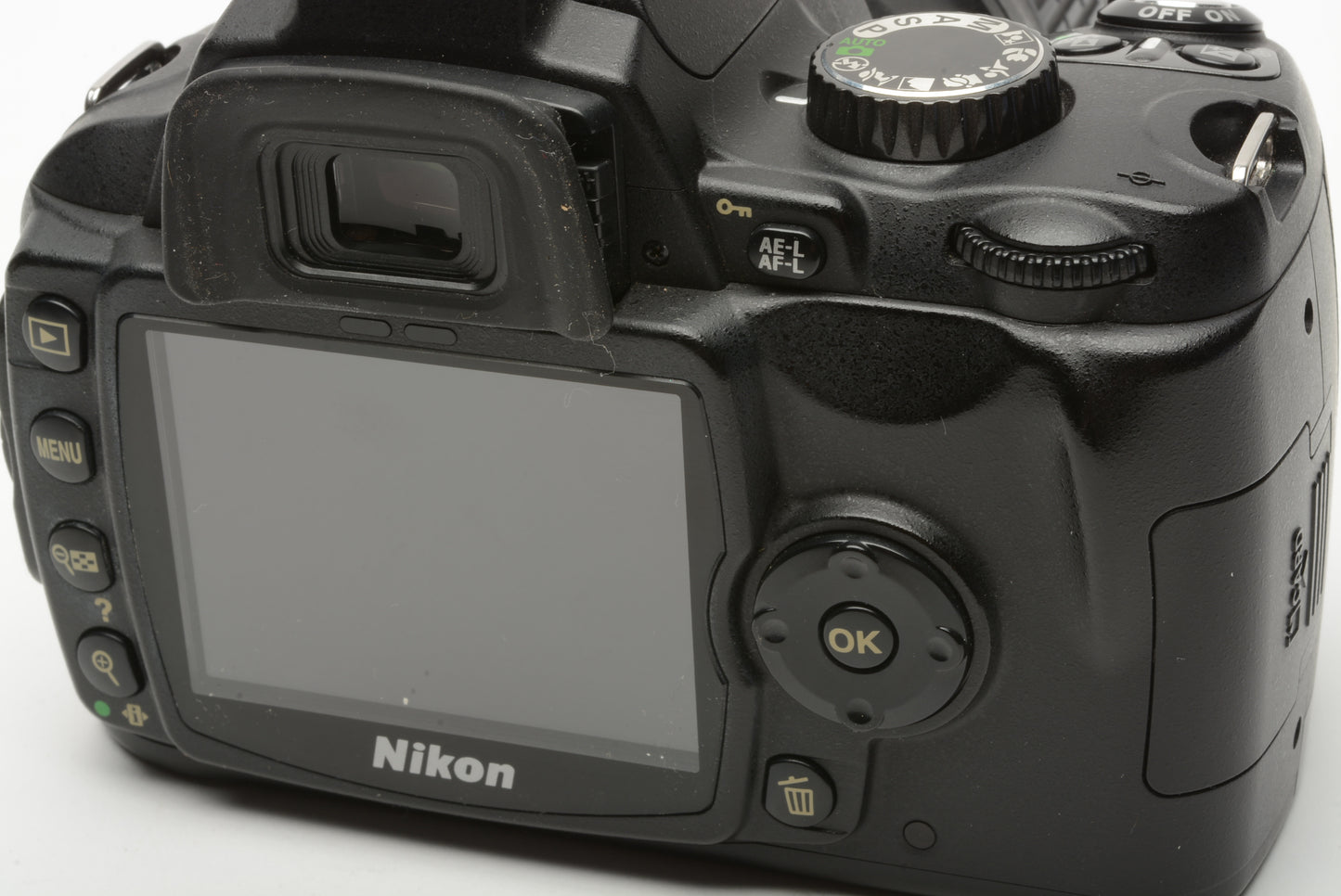 Nikon D60 DSLR body w/18-55mm f3.5-5.6G DX, batt+charger+2GB SD+USB 9592 Acts!