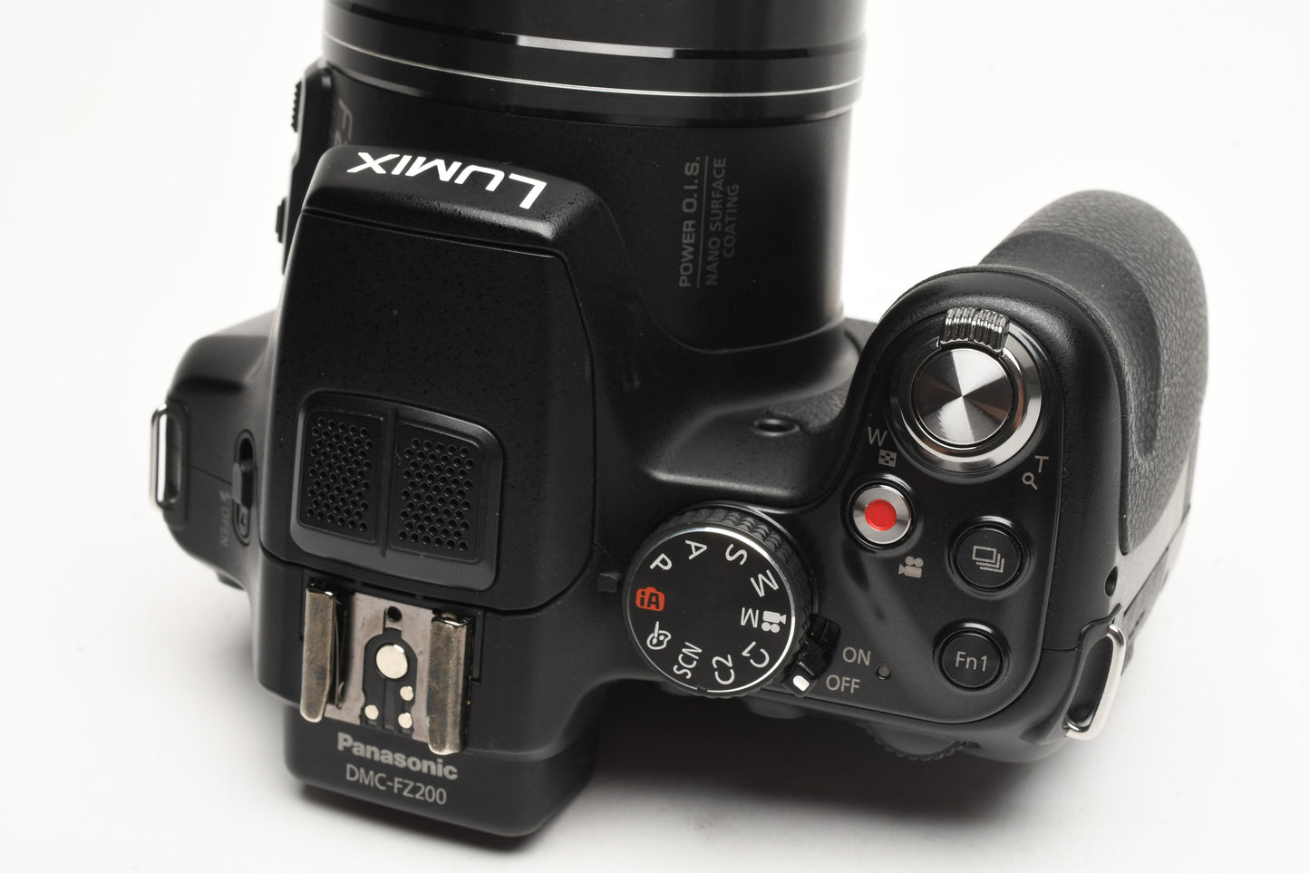 Panasonic DMC-FZ200 12.1MP Digital Point&Shoot w/batt+charger+case+hood+SD