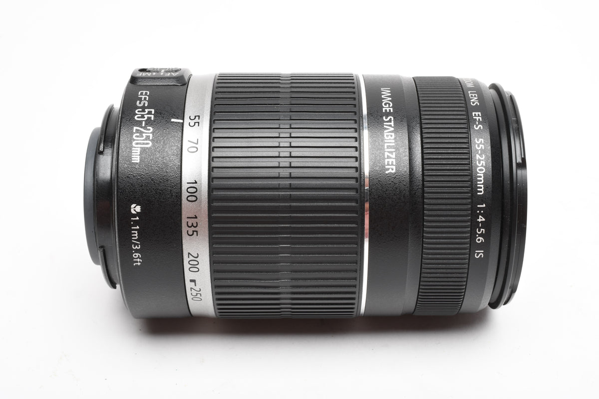 Canon EF-S 55-250mm f4-5.6 IS Zoom lens, w/Caps, Hood, Clean!