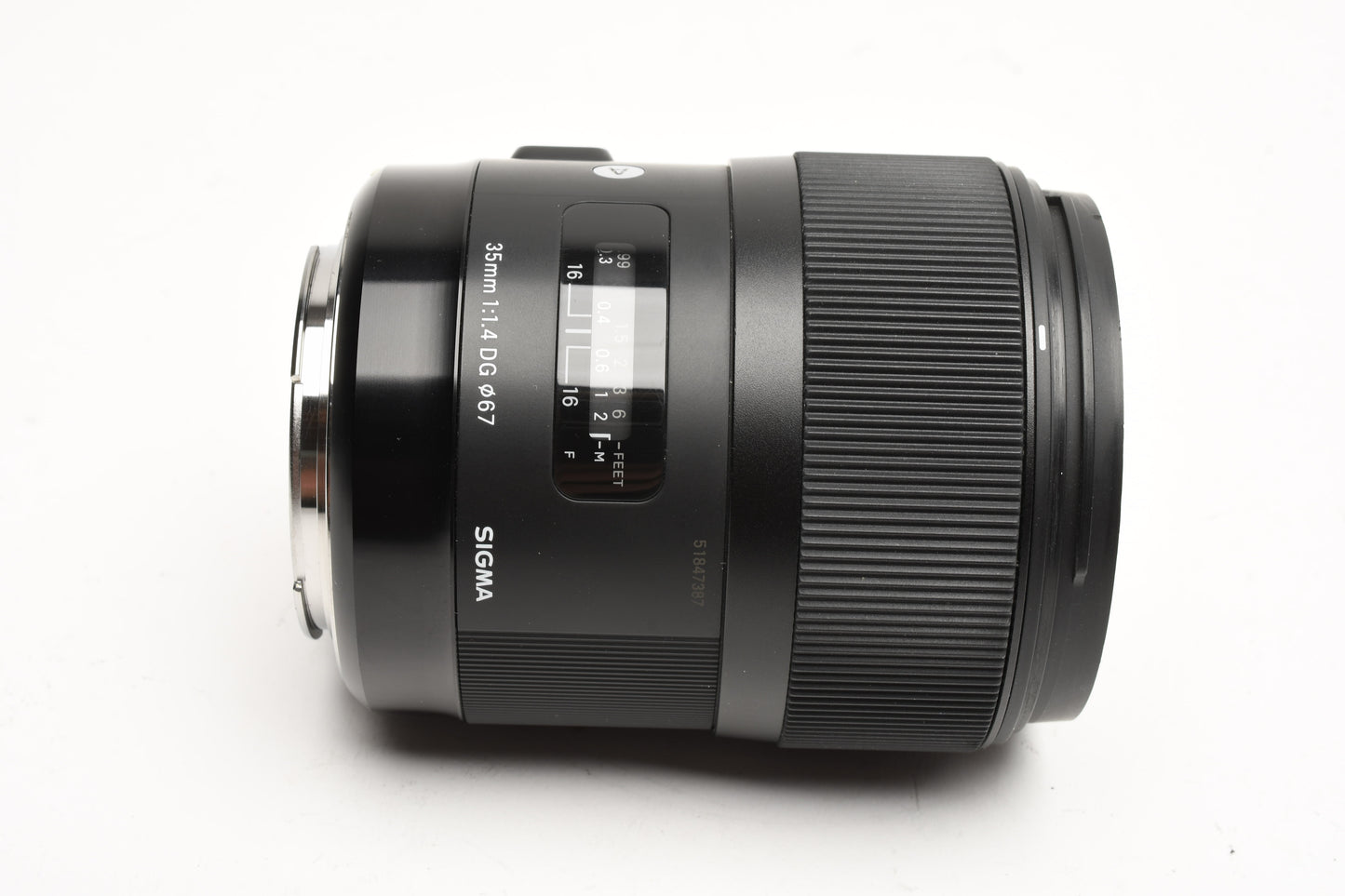 Sigma USA 35mm f1.4 DG Art lens, caps, sharp! Canon EF Mount