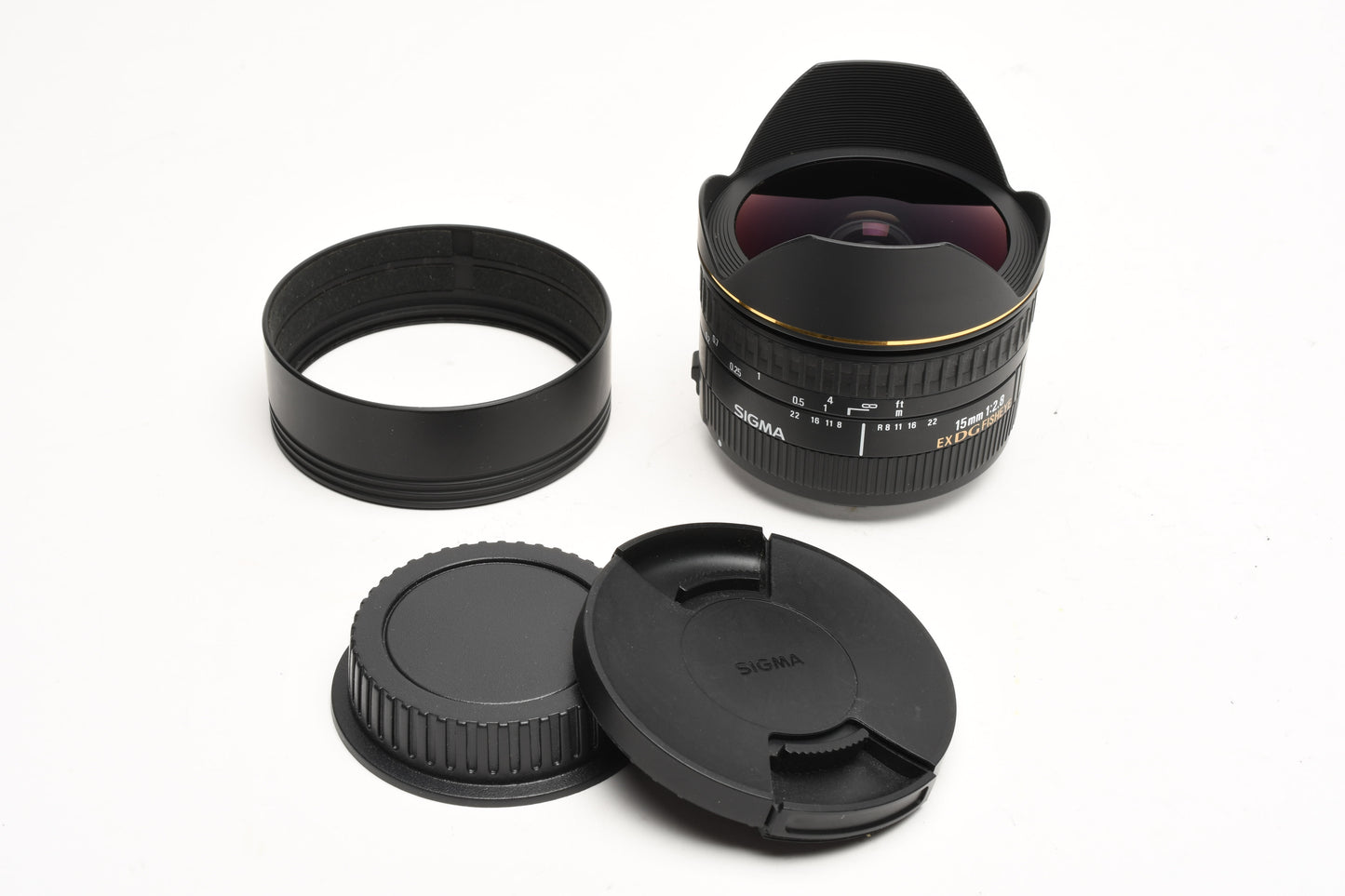 Sigma 15mm f2.8 EX DG Fisheye for Canon EF, Hood+Caps