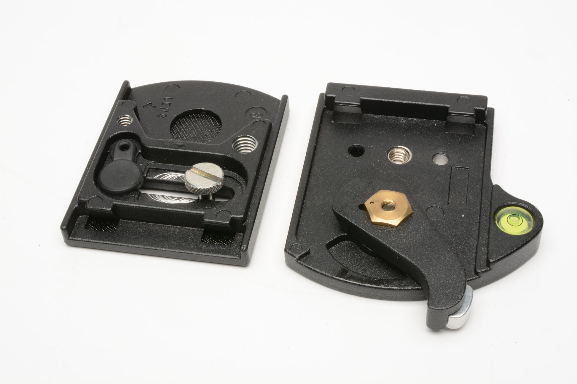 Manfrotto プレートアダプター 394 Manfrotto 394 Low Profile Quick