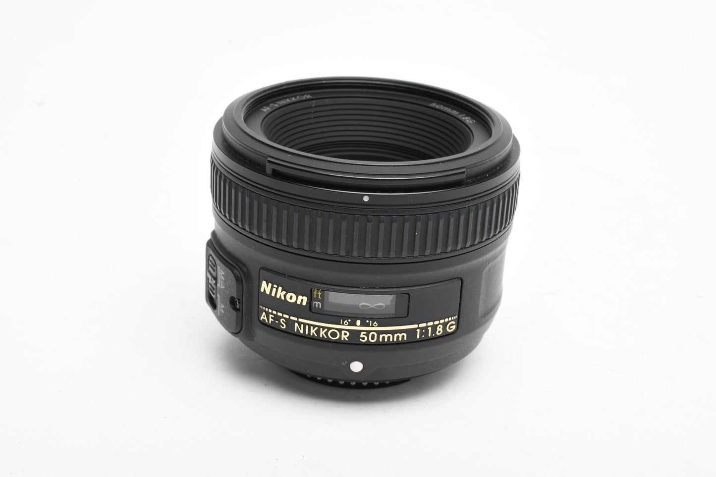 Nikon Nikkor AF-S 50mm f1.8G prime lens, caps +UV, Very clean