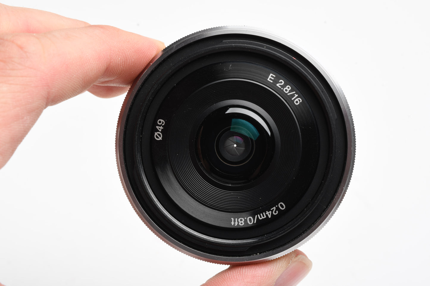 Sony 16mm f2.8 SEL16F28 wide angle E-mount lens, Caps, Nice