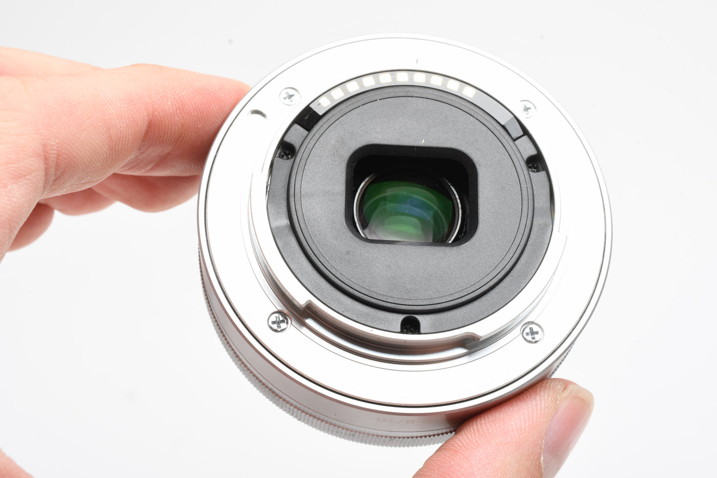 Sony 16mm f2.8 SEL16F28 wide angle E-mount lens, Caps, Nice