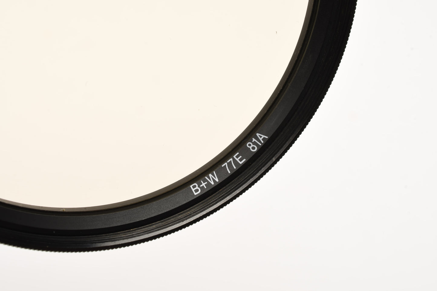 B+W 77E 77mm 81A warming filter in jewel case, nice glass!