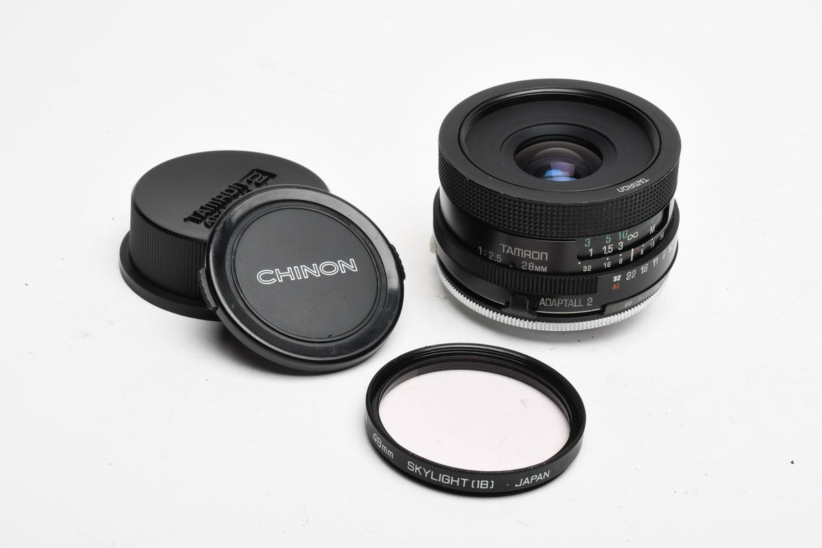Tamron Adaptall 28mm f2.5 wide angle lens w/PK Adaptall Mount and Case
