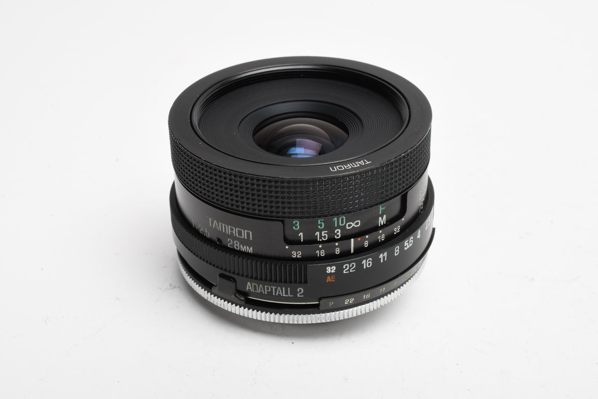 Tamron Adaptall 28mm f2.5 wide angle lens w/PK Adaptall Mount and Case
