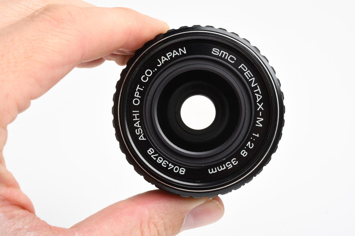Pentax Pentax-M SMC 35mm f2.8 lens, Caps, Clean, compact, sharp!