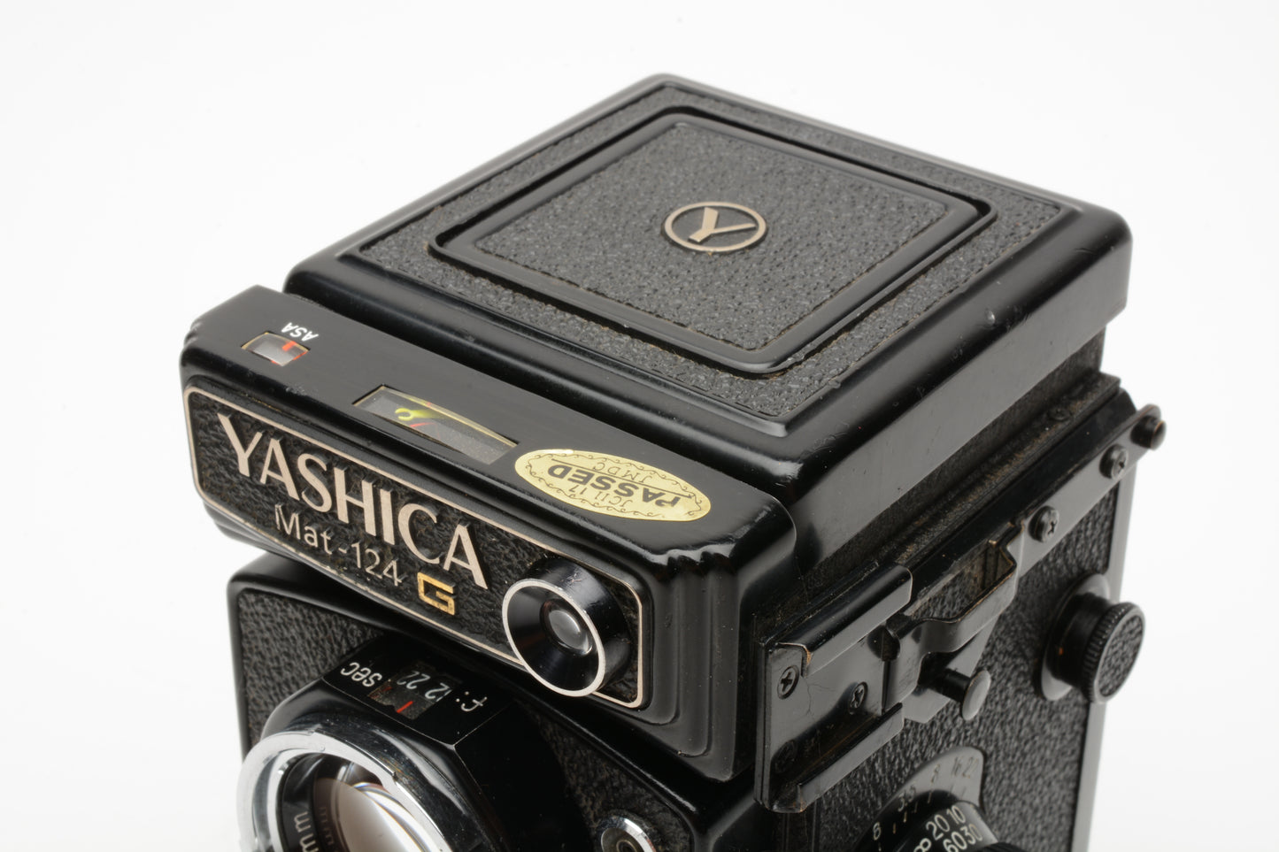 Yashica MAT-124 G TLR camera, New Seals, Leather Case, Tested, Nice!