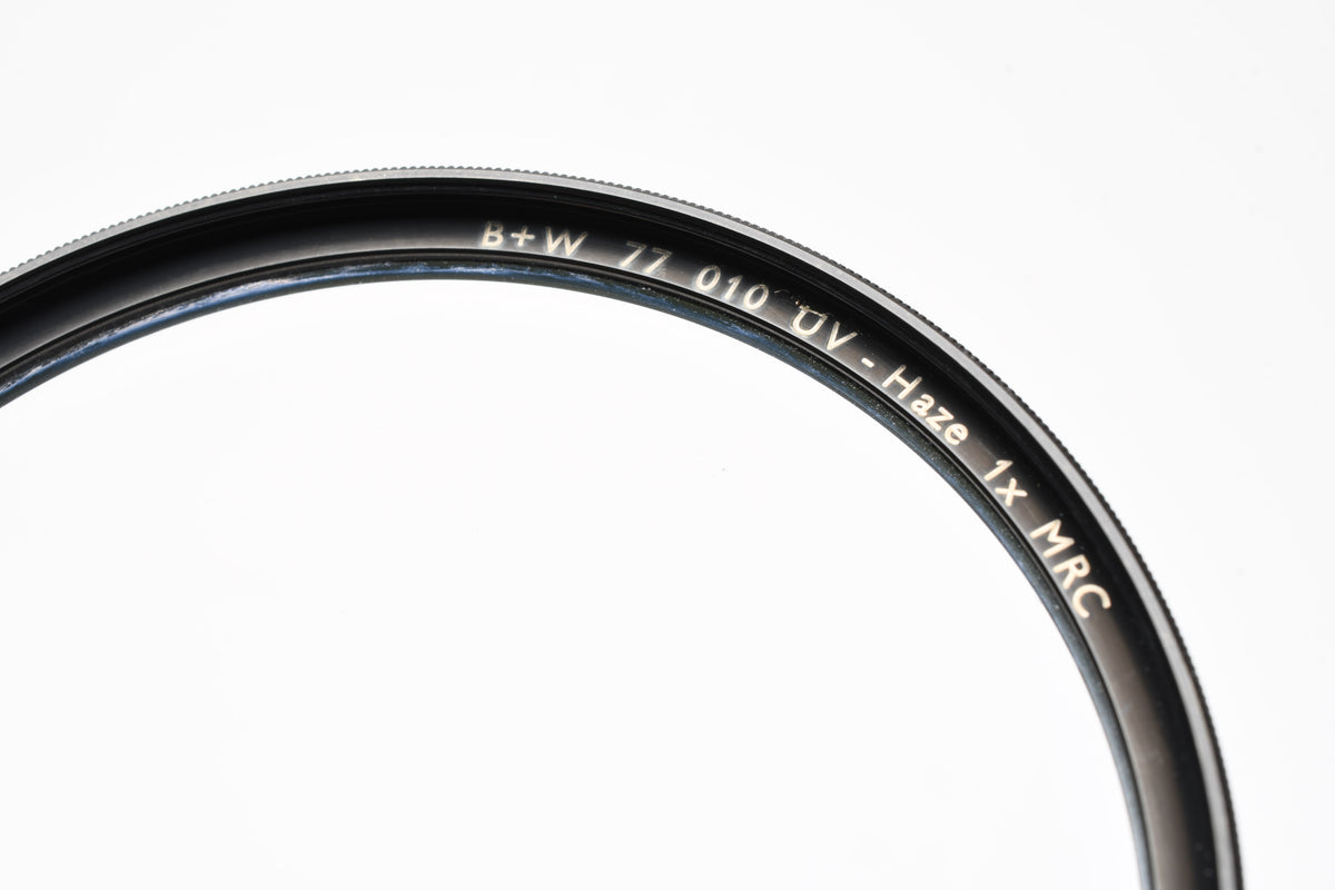 B+W 77 010 UV-Haze 1x F-Pro 77mm filter in jewel case - nice!