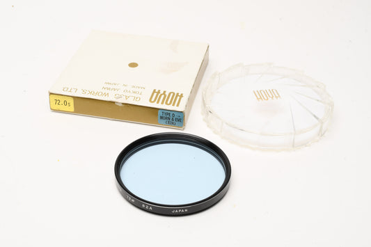 Hoya 72mm 82A "cooling" filter in jewel case and box - mint-