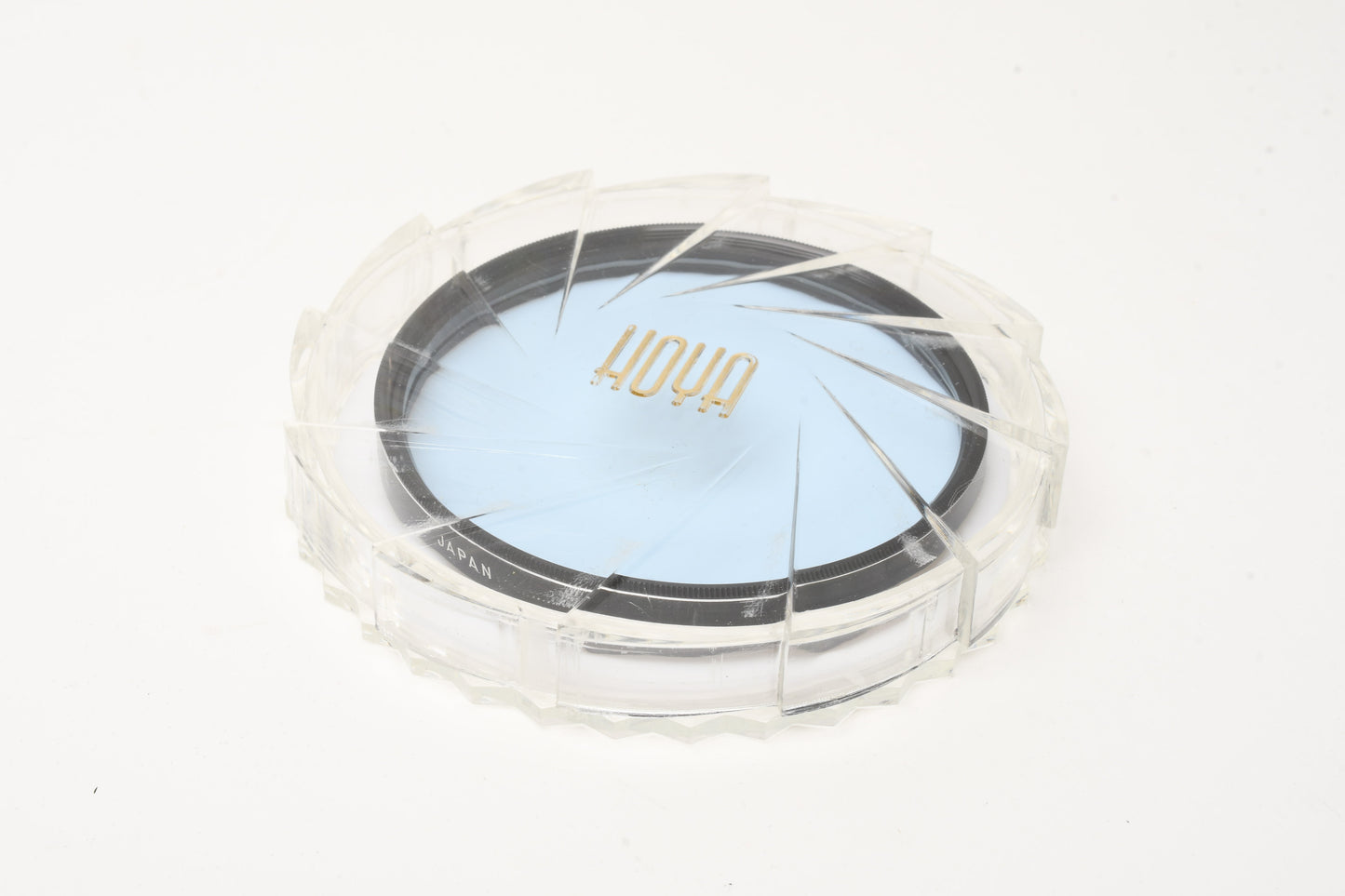 Hoya 72mm 82A "cooling" filter in jewel case and box - mint-