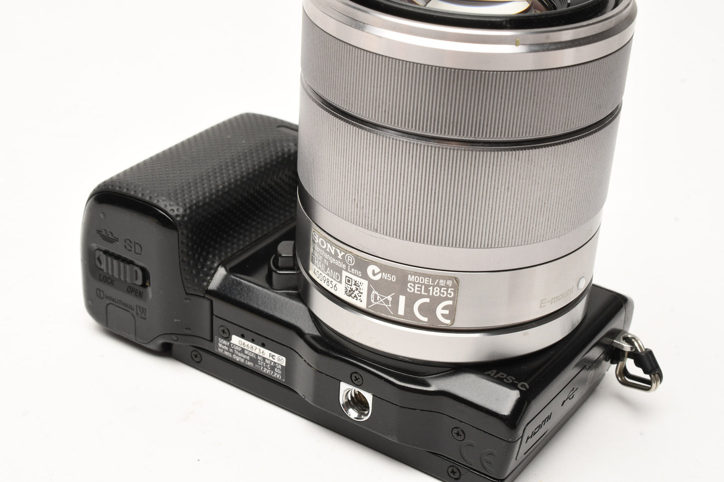 Sony NEX-5R Mirrorless w/18-55mm zoom, batt+charger, 14K Acts, Tested