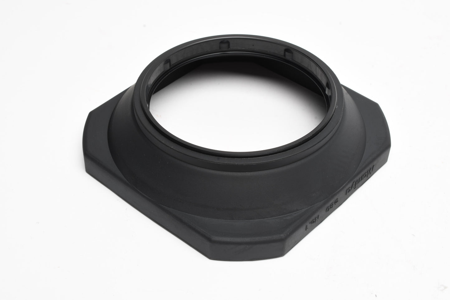 Mamiya 80mm No.1 Push-on Rubber Lens Hood Shade M77 for 90mm f3.5W