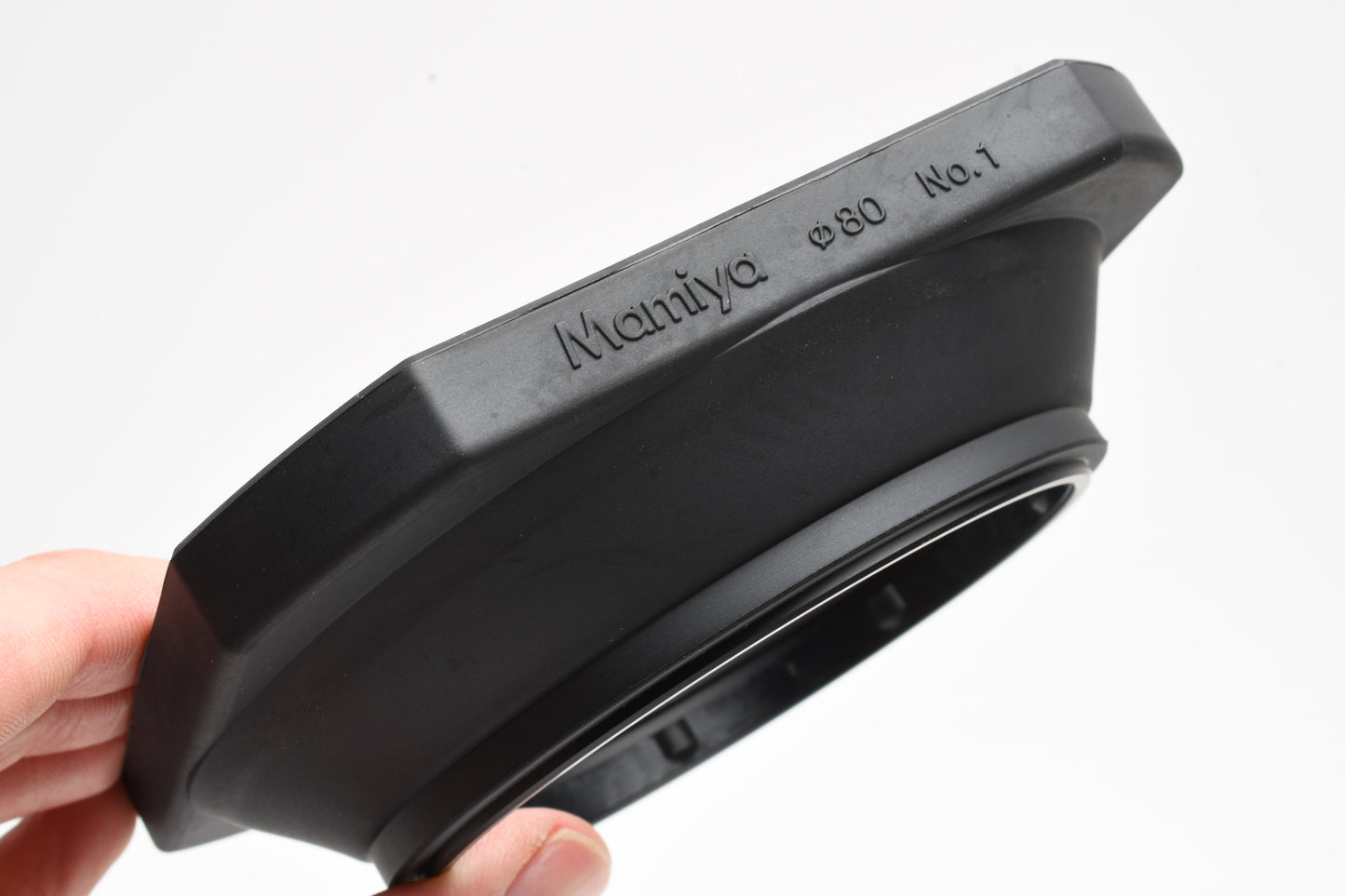 Mamiya 80mm No.1 Push-on Rubber Lens Hood Shade M77 for 90mm f3.5W