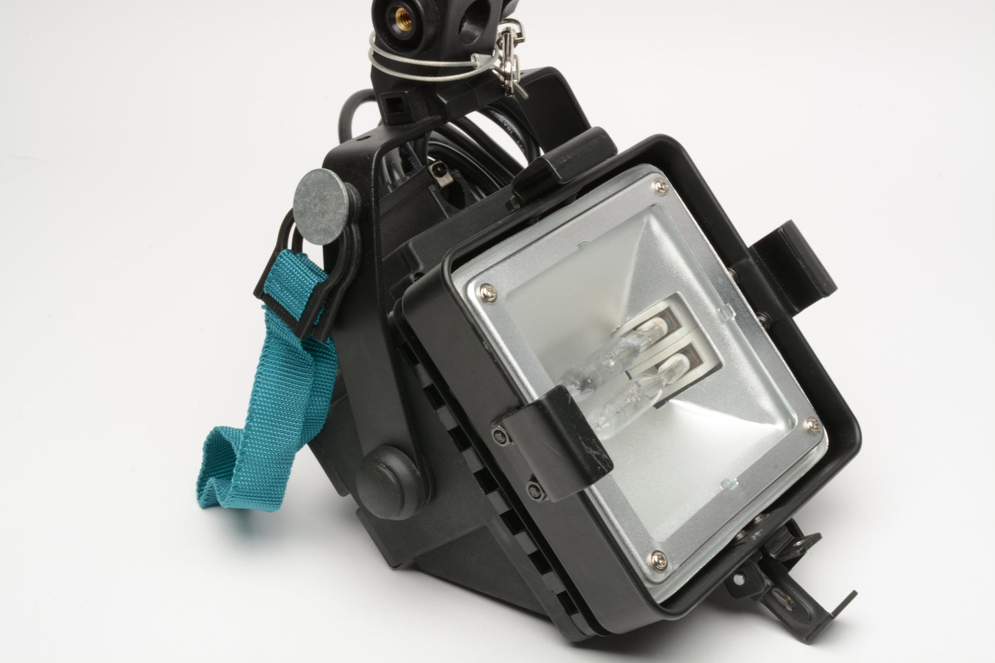Britek Halo Flood Light Twin 600 Model H8057 light, Good bulb