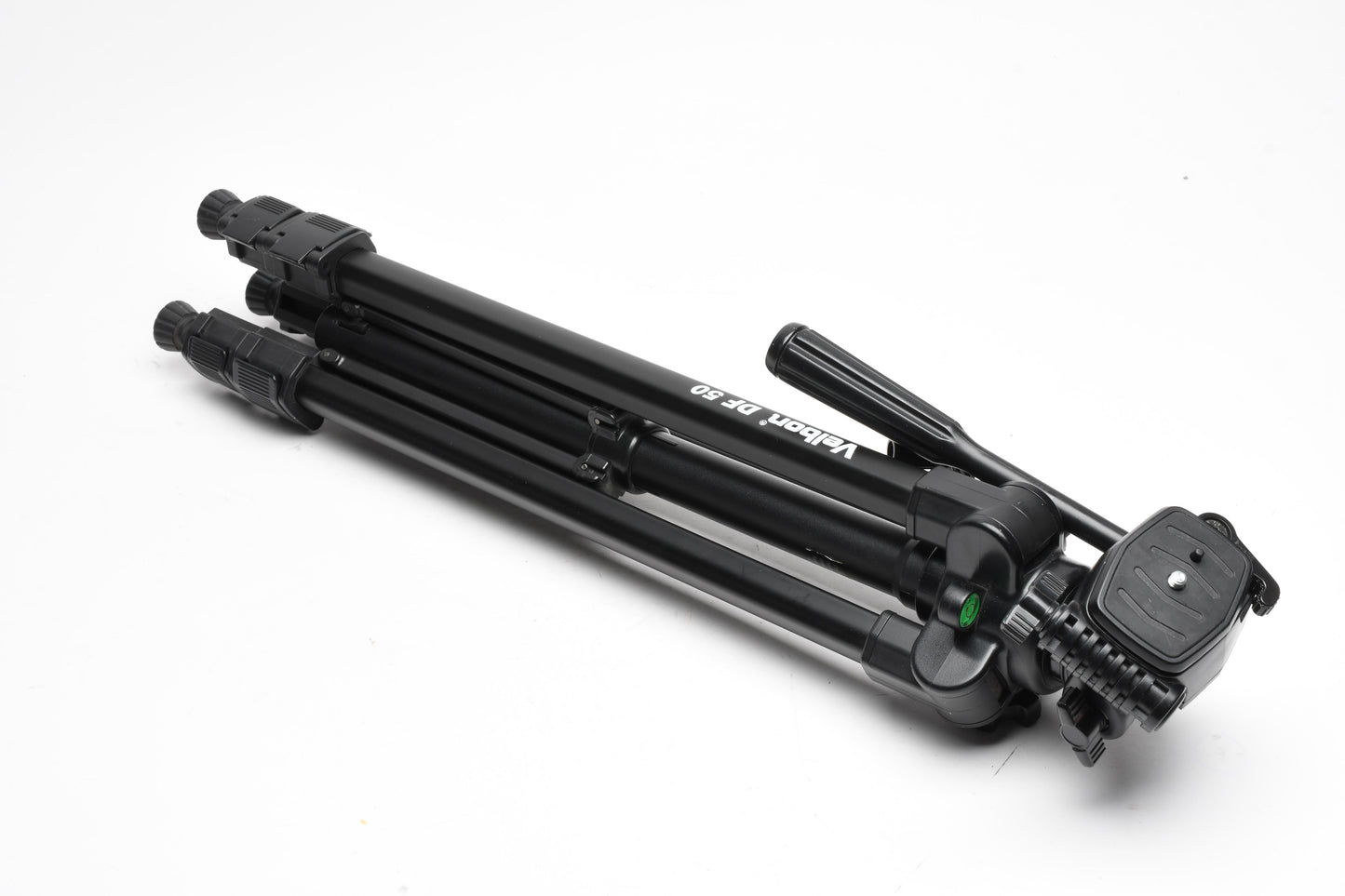 Velbon DF-50 tripod w/Pan head and QR plate, nice and clean, boxed