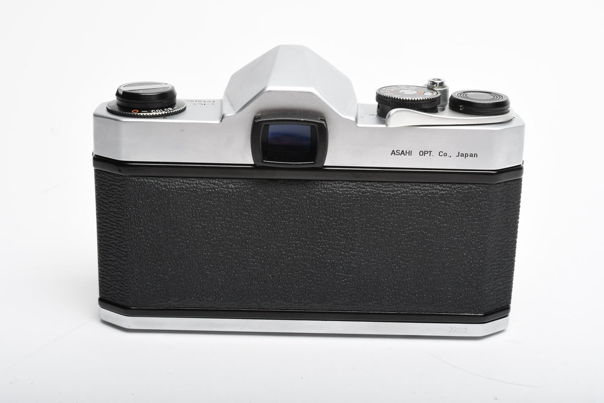 Pentax Spotmatic SP 35mm SLR w/50mm f1.4 Super Takumar, Tested, New seals, Great!