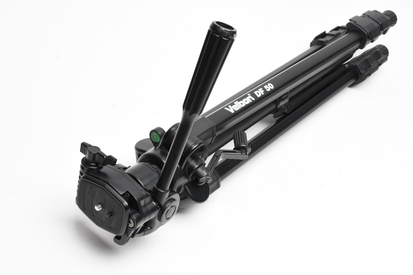 Velbon DF-50 tripod w/Pan head and QR plate, nice and clean, boxed