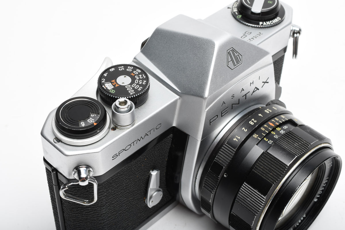 Pentax Spotmatic SP 35mm SLR w/50mm f1.4 Super Takumar, Tested, New seals, Great!