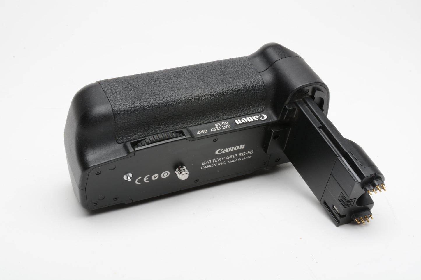 Canon BG-E6 Battery grip w/2X LP-E6 Batteries, tested, great