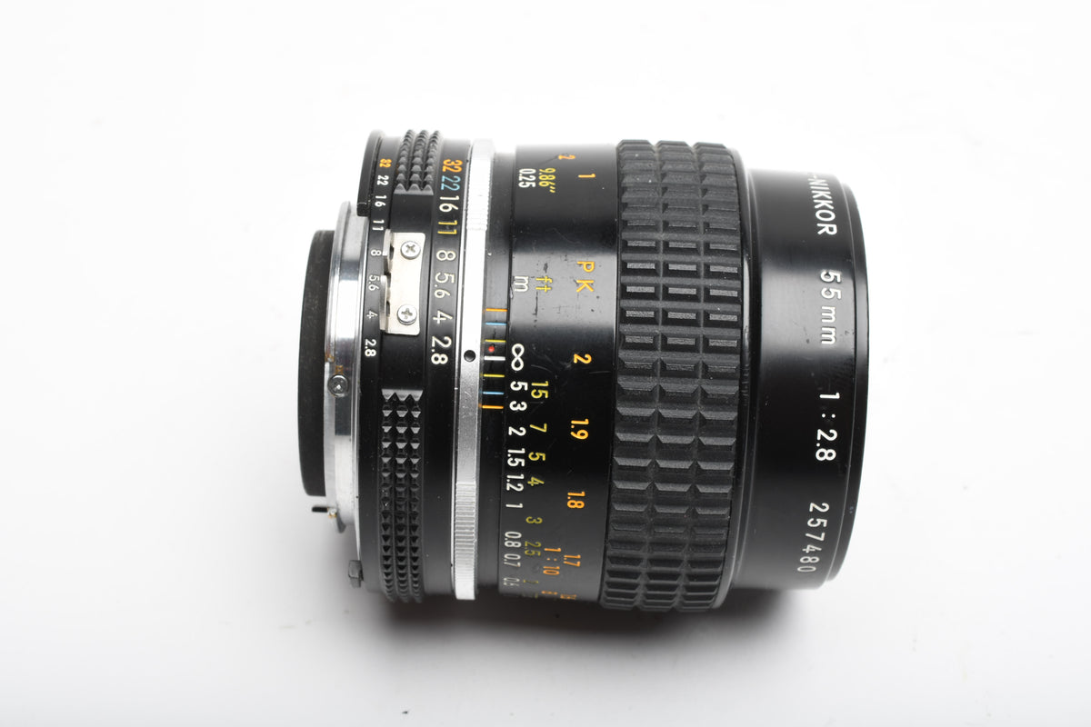 Nikon Nikkor 55mm f2.8 AIs Micro lens, nice and sharp!