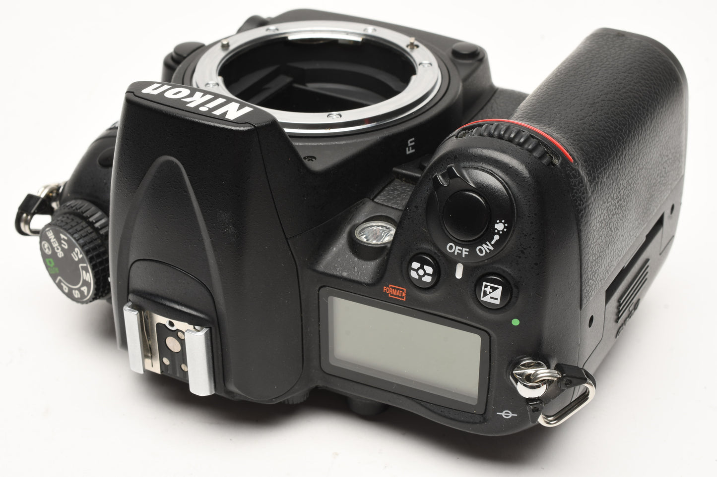 Nikon D7000 16.2MP DSLR, batt, charger, strap, Only 36K Acts! Very clean