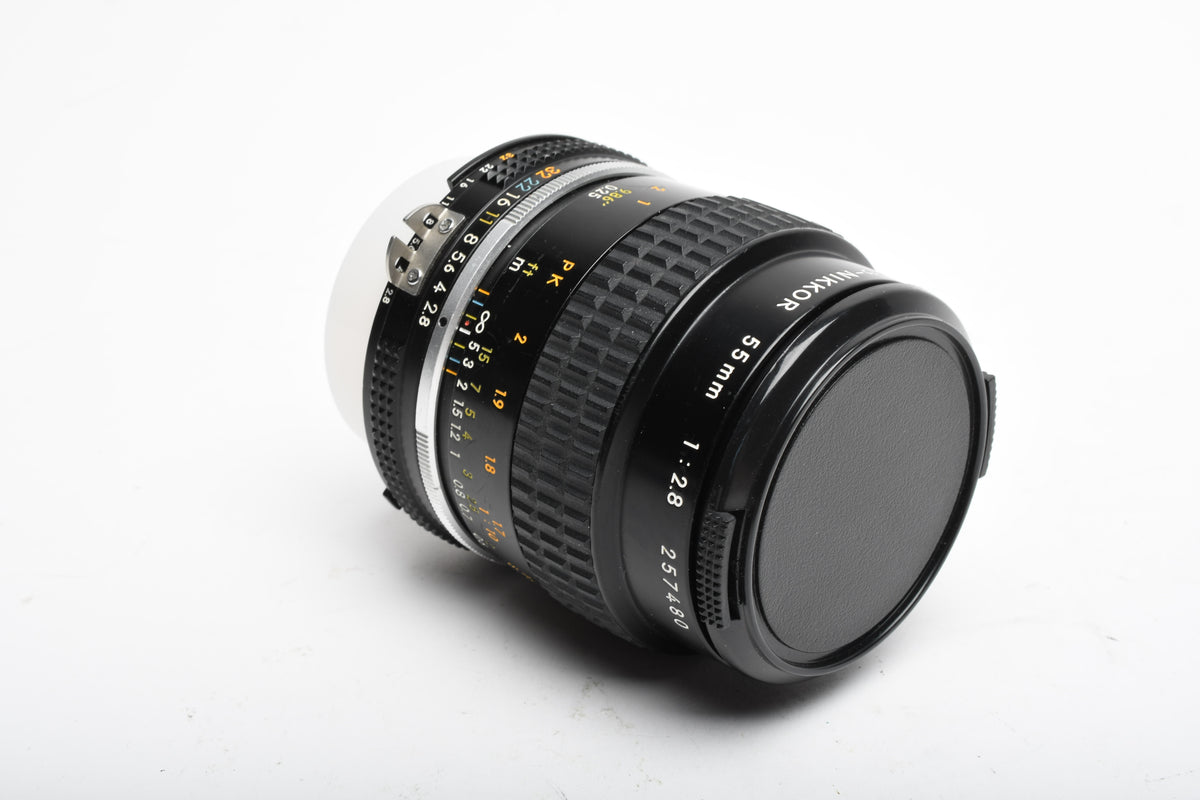 Nikon Nikkor 55mm f2.8 AIs Micro lens, nice and sharp!
