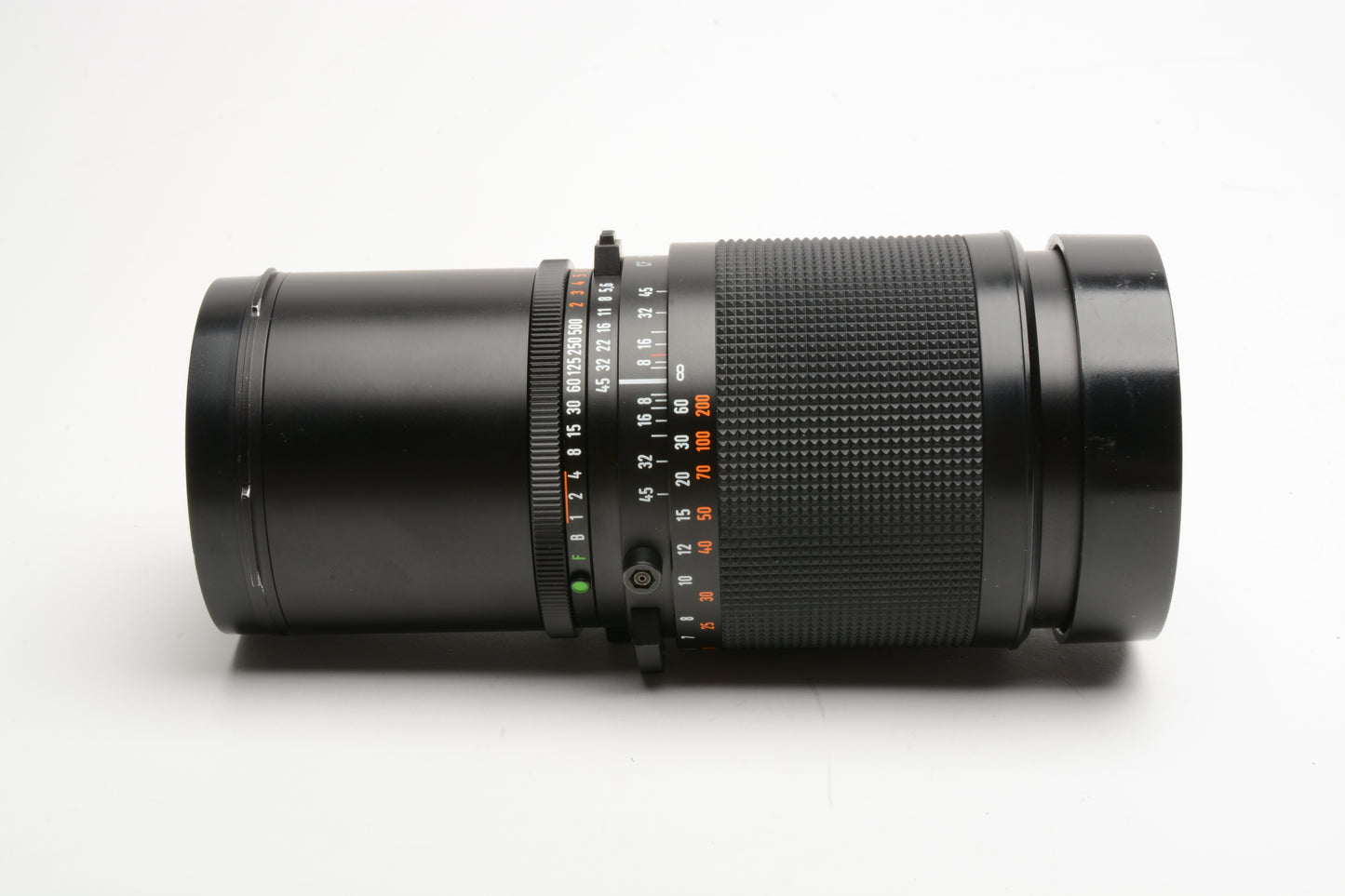 Hasselblad Carl Zeiss CF 250mm F5..6 T* lens, Caps, Mint-