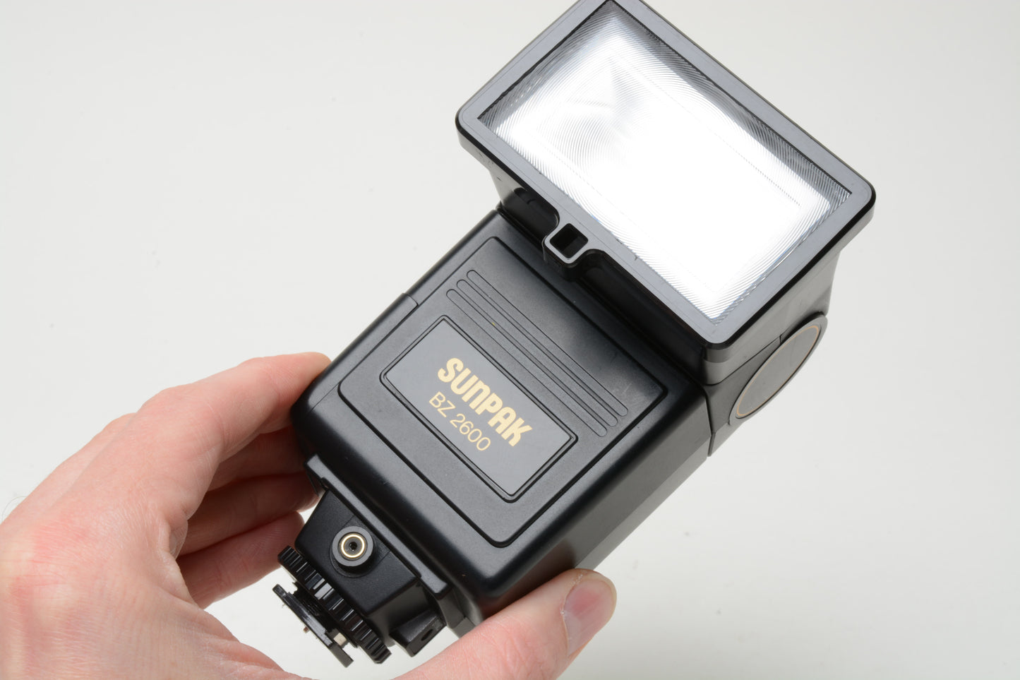 Sunpak BZ2600 Universal flash for any 35mm SLR, swivel, bounce, zoom