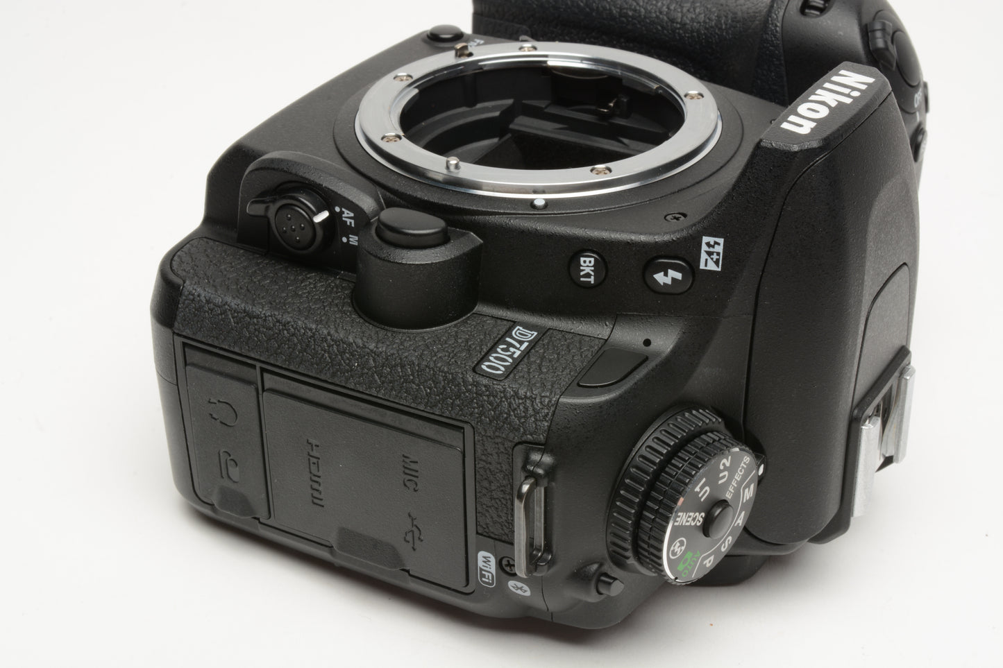 Nikon D7500 DSLR Body w/Batt, charger, tested, great! Only 740 Acts!!