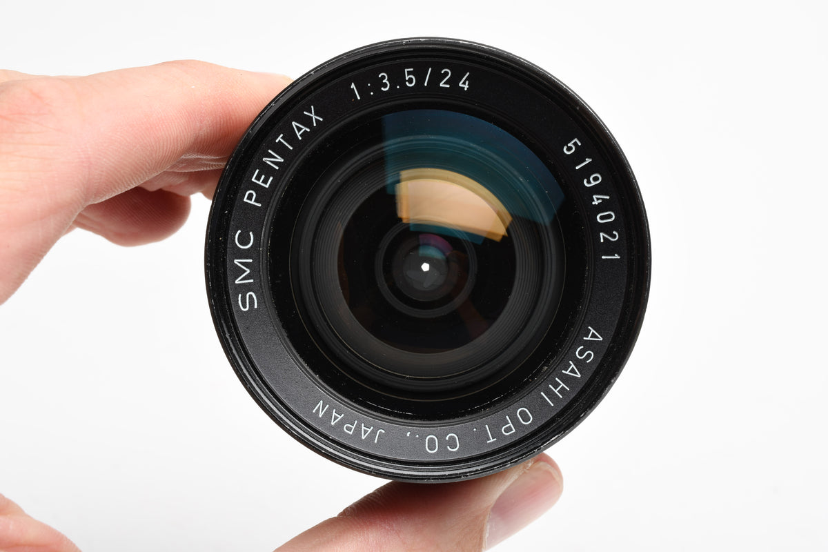 Pentax SMC 24mm f3.5 MF Wide Angle Lens K Mount. Great glass