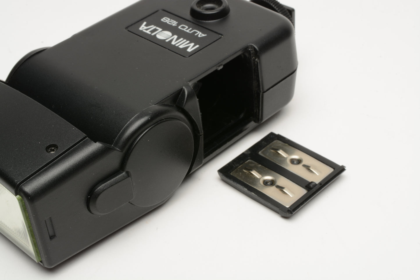 Minolta Auto 128 electronic flash, nice & clean, tested, w/Case & manual