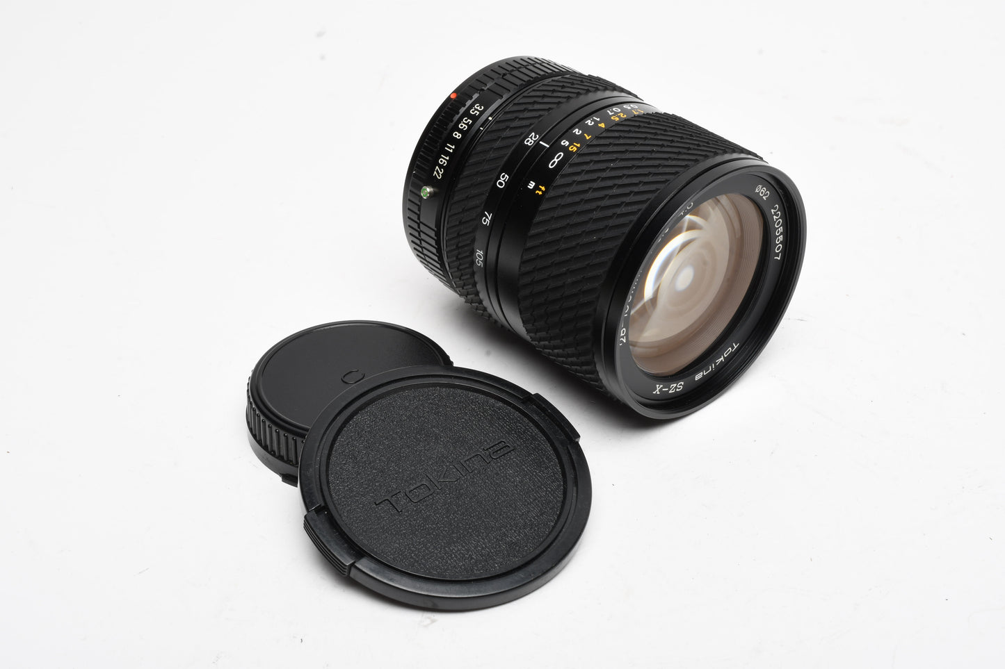 Tokina SZ-X 28-105mm f3.5-4.8 compact zoom, Canon FD Mount, Nice