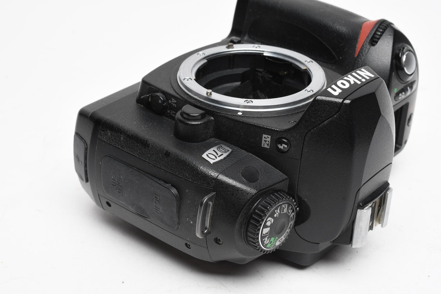 Nikon D70 Body Only, Strap, Batt, Charger, Only 8458 ACTS!
