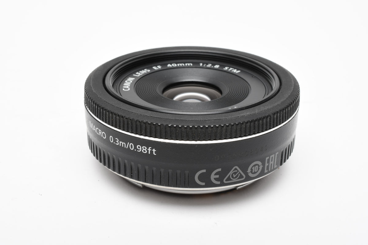 Canon EF 40mm f2.8 STM Macro Pancake lens, Great quality, Compact