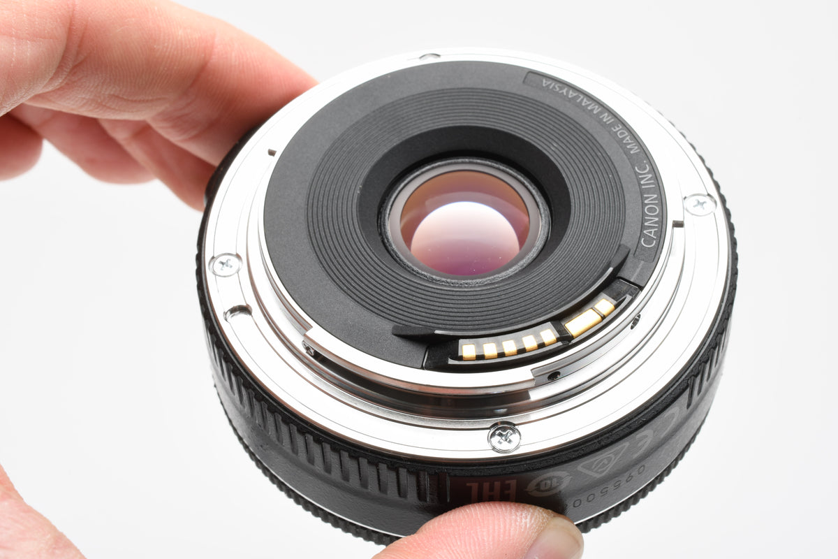Canon EF 40mm f2.8 STM Macro Pancake lens, Great quality, Compact